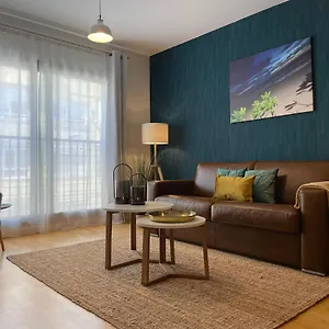 Apartamento A Space That Feels Like With Private Parking, Málaga
